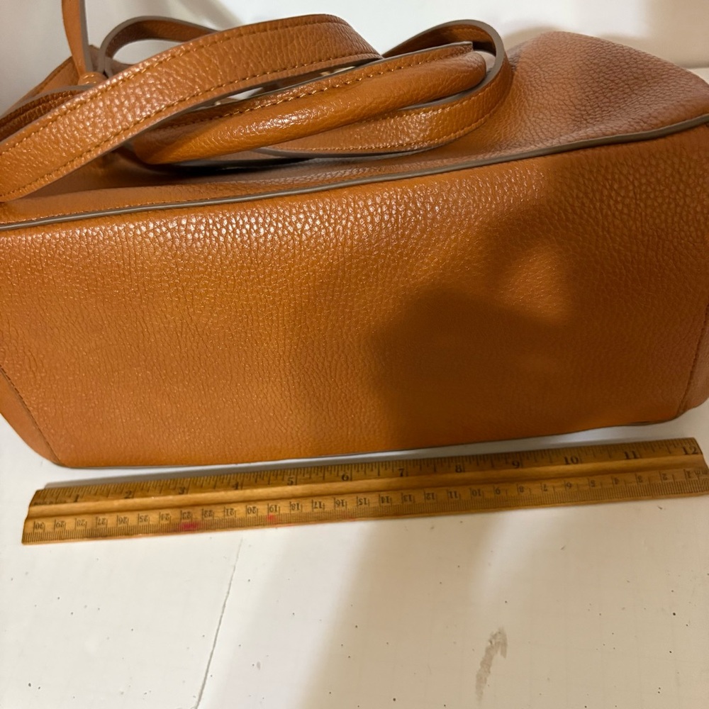 Anne Klein satchel handbag in a caramel or brown shade, - Picture 9 of 11